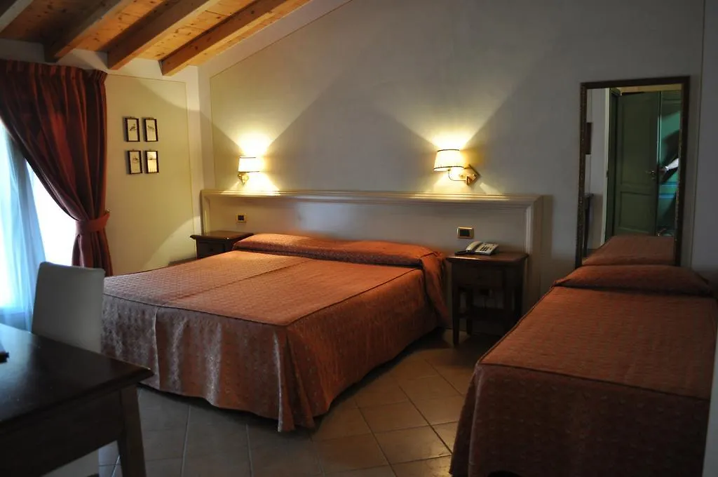 Hotel La Corte Bedizzole 3*,